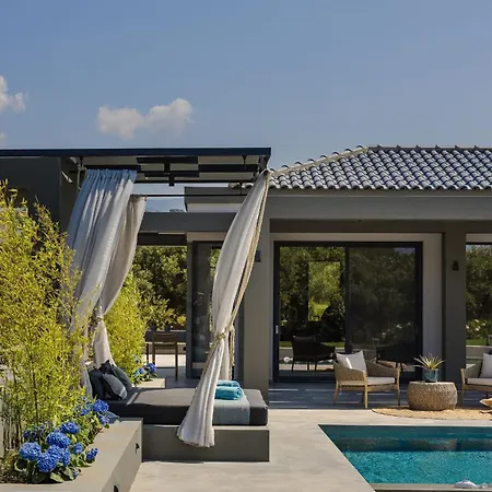 Aegiali Luxury Villa