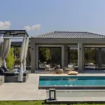 빌라 Aegiali Luxury Kaligata