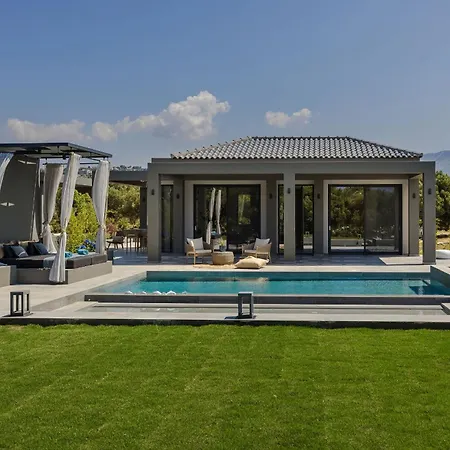 빌라 Aegiali Luxury Kaligata